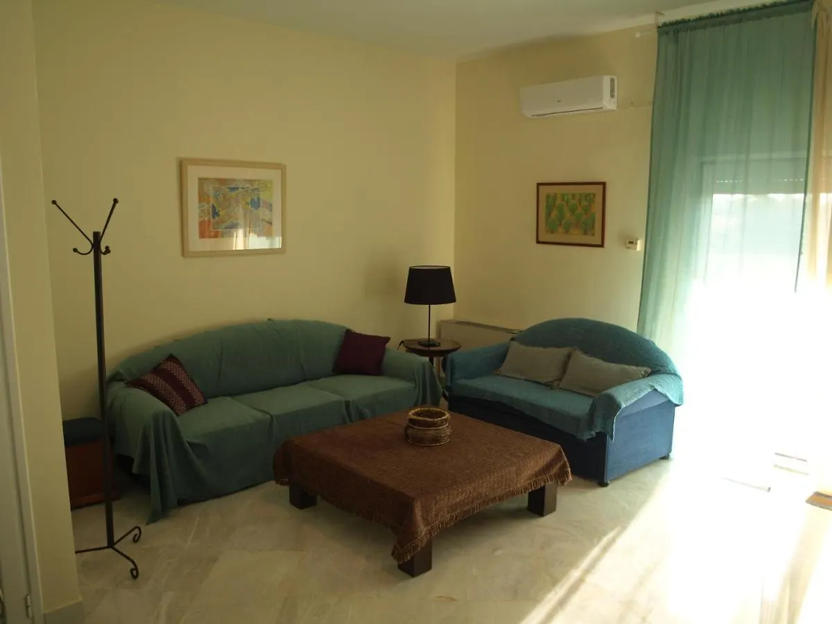 דירות Neon Rysion Παληοκτημα - Palioktima 0*,  יוון
